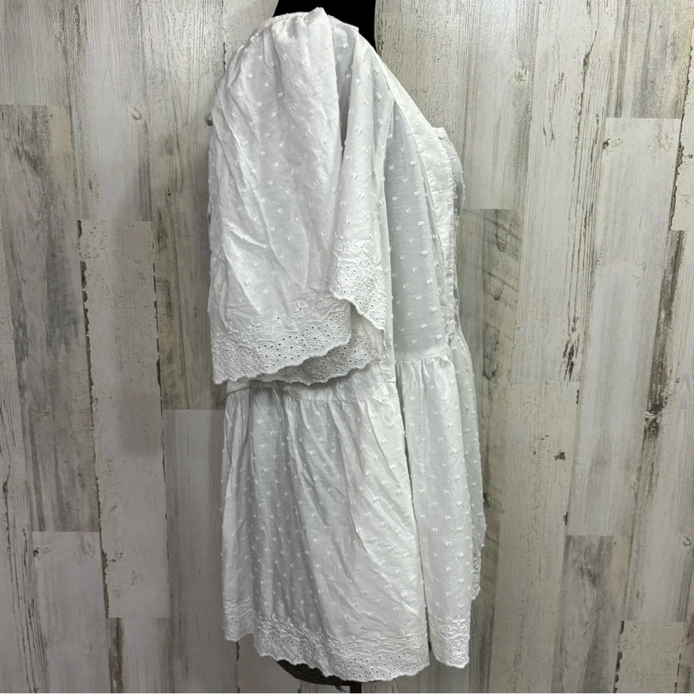 Old Navy Plus Size White Embroidered Eyelet Dot Peplum Boho‎ Peasant Top